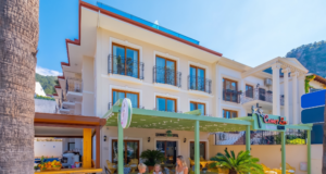 Hét Kidsproof Paradijs in Fethiye: Waarom Cennet Life Hotel Jouw Volgende Familievakantie Moet Zijn